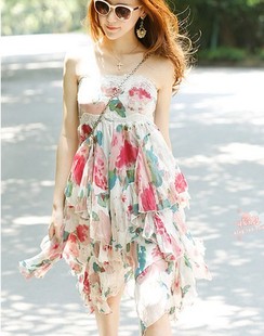  韩版春装明星同款蕾丝连衣裙大码女装 不规则荷叶裙摆连衣裙