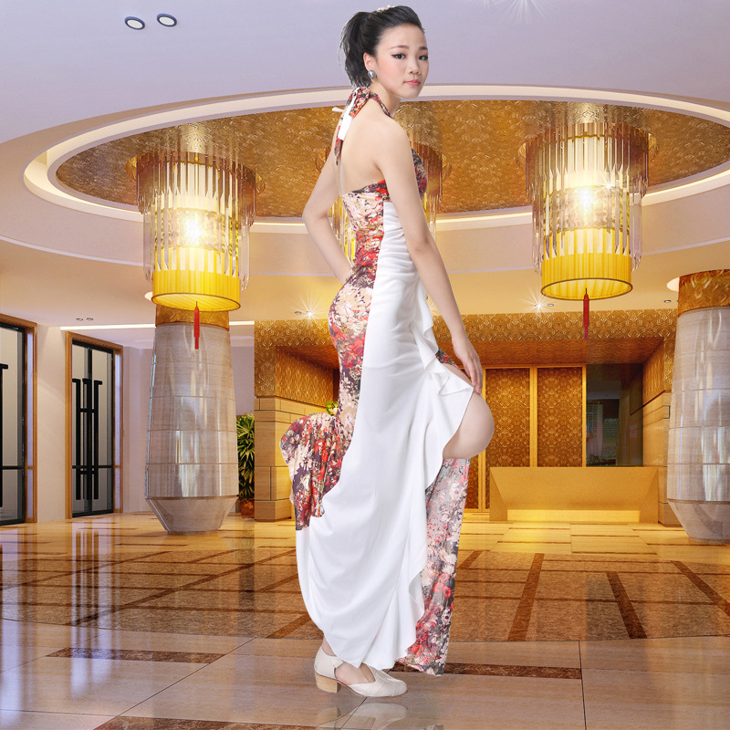 2019夜总会夜场性感连衣裙子夜店公关挂脖小姐晚礼服ktv小姐佳丽|msdalam kategori Butik wanita / wanita, perkahwinan/Cheongsam/pakaian, perkahwinan - dari Buy2taobao.com untuk memberikan perkhidmatan ejen Taobao profesional membeli