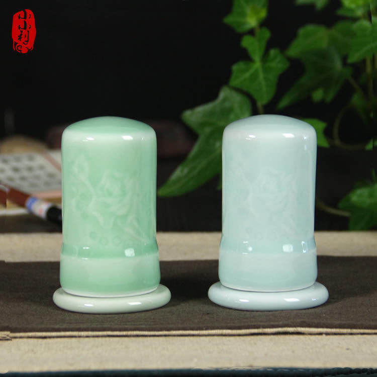 龍泉青瓷 陶瓷健康餐具套組 陶瓷牙簽筒 玫瑰系列 牙簽盒子收納在類目 餐飲具, 餐具, 配套瓷器, 牙籤筒中 - 來自Buy2taobao.com提供專業的淘寶代購服務