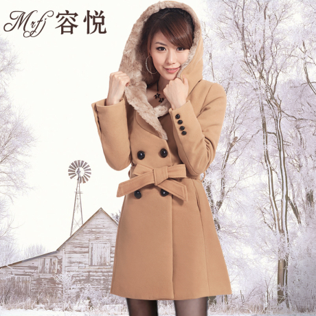 淘宝热卖容悦 2012新款 毛领厚<em>毛呢外套</em>女中长