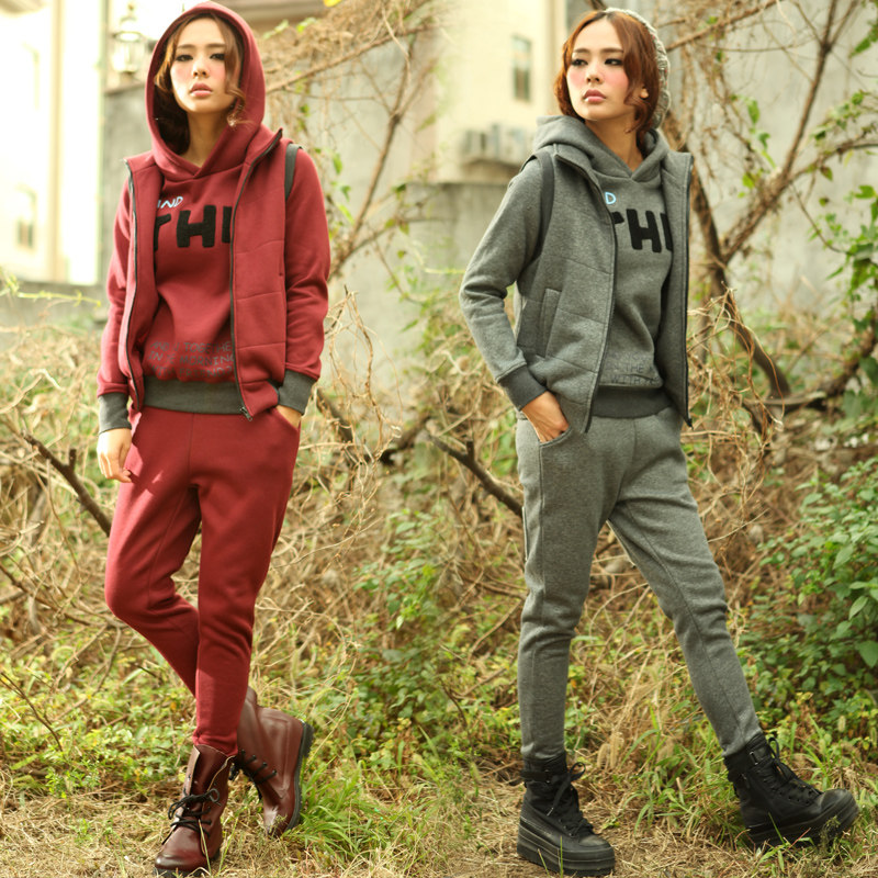 唯品会〓【<em>女士</em>套头<em>卫衣套装</em>专卖店】在哪里有