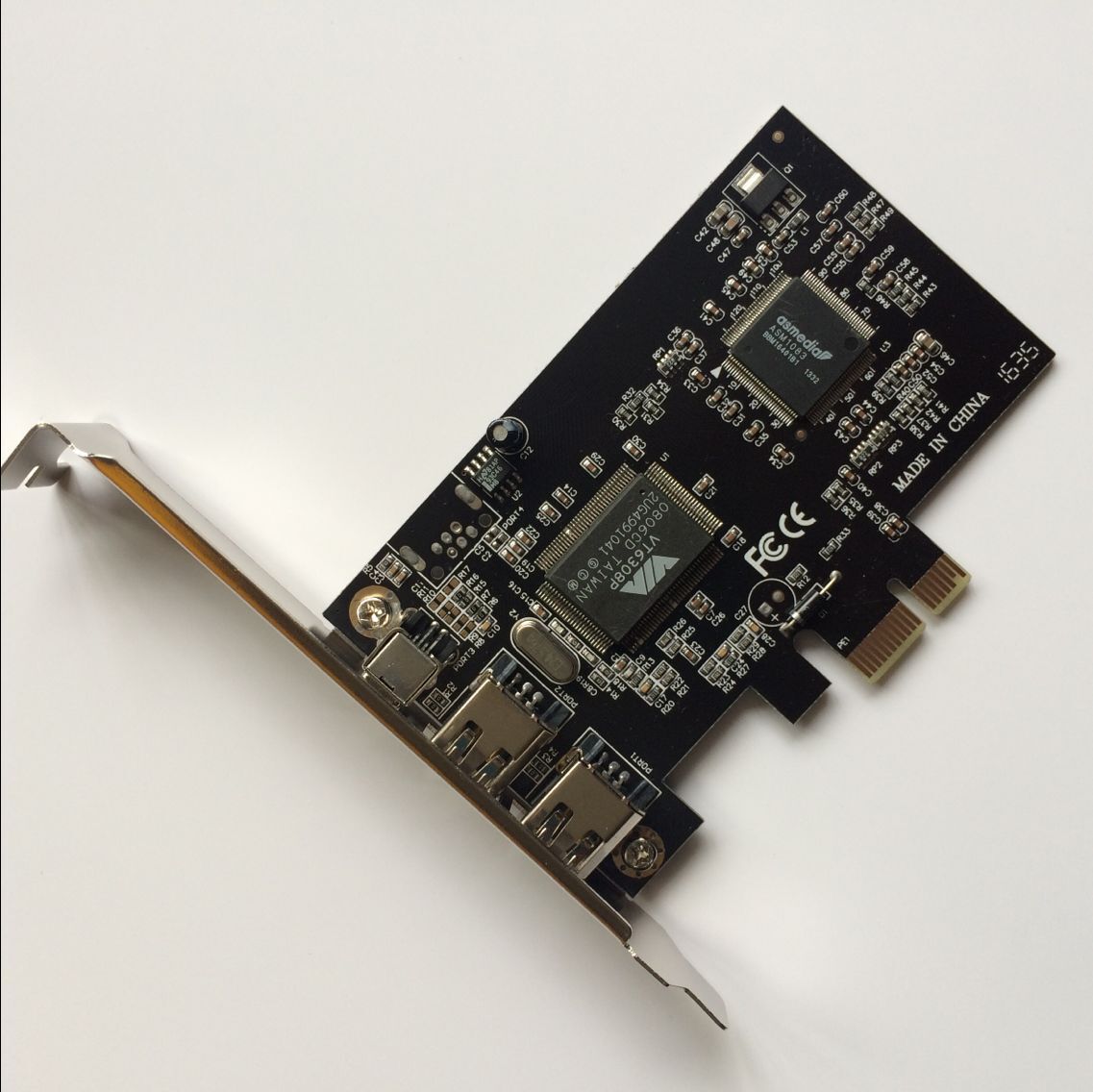 半高PCI-E转1394A采集卡PCI-E1394卡DV HDV高清视频小机箱1394A卡在类目 电脑硬件/显示器/电脑周边, 电脑周边, 图文信息/采集卡中 - 来自Buy2taobao.com提供专业的淘宝代购服务