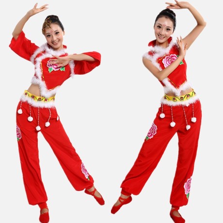 东北女新款民族秧歌舞蹈服成人表演服扇子广场舞灯笼裤服装开门红