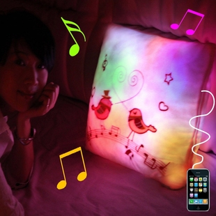  爱情鸟 音乐感应发光抱枕 创意情人节礼物生日男友送女生礼品实用