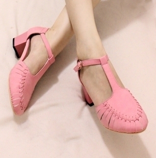 夏季新款女鞋 t型带小粗跟日系 女鞋 单鞋 中跟 英伦风女单鞋