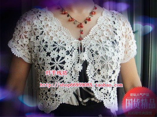 纯手工钩织梅花小坎<em>图解</em> 镂空<em>钩花</em>短袖披肩教
