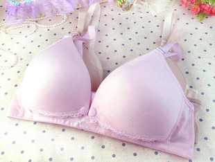 我想买<em>喂乳文胸</em>,但我不知道买什么样的,你能给