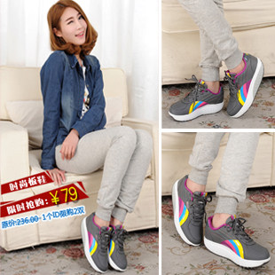 Foot-shaking Korean ladies casual shoes leisure shoes women's shoes shoes high platform shoes, thin leg boots