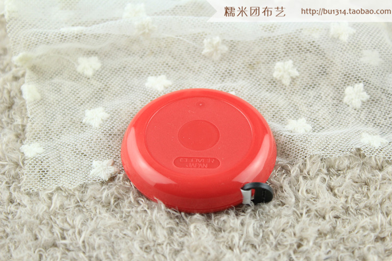 日本进口可乐工具Clover红色圆形25-204自动卷尺可爱家用量衣尺|ruв категории домашний ткань, швейная diy материалов, инструментов и готовой продукции, правитель - от Buy2taobao.com для оказания профессиональной услуги покупки агента Taobao