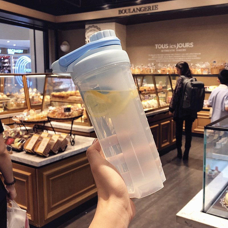 韓版簡約便攜運動搖搖杯塑料隨行健身水杯戶外男女創意帶刻度杯子在類目 餐飲具, 杯子/水杯/水壺, 搖搖杯中 - 來自Buy2taobao.com提供專業的淘寶代購服務