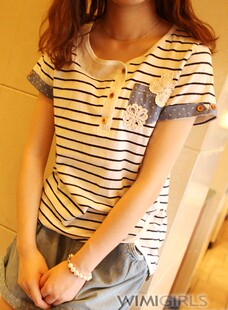  日系小清新 文艺范蕾丝花朵拼接横条纹 短袖t恤 女