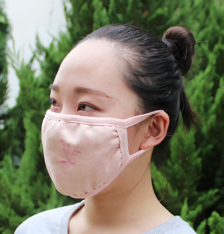 K8韓秋冬季女士口罩 加厚保暖純棉口罩防寒透氣可愛口罩獨立包裝在類目 居家日用, 防護用品, 口罩中 - 來自Buy2taobao.com提供專業的淘寶代購服務