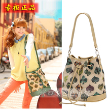 Сумка Sunnyshop 840 2013 Sunnyshop / sun Combibloc Девушки Искусственная кожа Мягкие Молния Сумка с карманом на молнии, Карман для мобильного, Сумка для документов Складки Однотонный цвет Мягкая Да 100 Для отдыха Маленькая (максимальная длина 20-30 см) Японский и южнокорейский дизайн В форме пельменя Две ручки Сумка через плечо Сумка Sunnyshop 840 2013 Sunnyshop / sun Combibloc Девушки Искусственная кожа Мягкие Молния Сумка с карманом на молнии, Карман для мобильного, Сумка для документов Складки Однотонный цвет Мягкая Да 100 Для отдыха Маленькая (максимальная длина 20-30 см) Японский и южнокорейский дизайн В форме пельменя Две ручки Сумка через плечо
