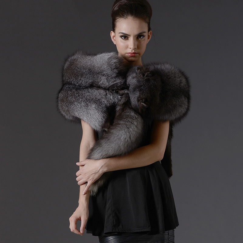 2019 winter new pattern Silverblue Fox Noble Fox scarf leather and fur Collar have more cash than can be accounted for Real gross The whole skinin the Accessories/Leather belt/Hat/Muffler , Muffler/Scarves/Shawl category - from Buy2taobao.com to provide professional Taobao agent buy service