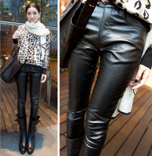  美丽说修身加绒皮裤女装长裤子厚女士打底裤欧美靴裤新款冬季