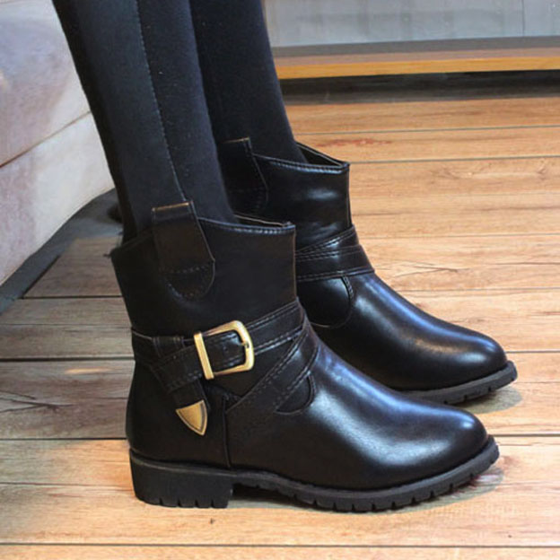 环绕皮带扣低跟...