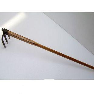 Promotion Three tooth harrow Wooden handle rake 1200mm Steel Material Anti stripping designin the Flower delivery/Flowers simulation/Plants gardening , Gardening supplies , Shovel/Harrow/Shovel/Hoe (New) , Rake category - from Buy2taobao.com to provide professional Taobao agent buy service