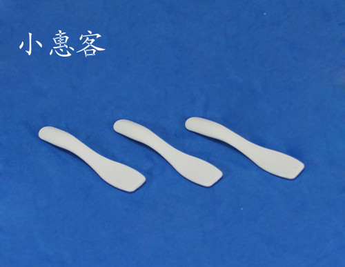 塑料小勺子、面膜小勺子、膏霜用小勺子、浴盐用小勺子挖勺5.4CM在类目 个人护理/保健/按摩器材, 美容/美体辅助工具, 其它美容/美体工具中 - 来自Buy2taobao.com提供专业的淘宝代购服务