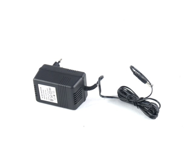 原装正品新佳CS-220S充电器手电筒新佳CS-220HID探照灯专用直冲|ruв категории открытый/альпинизм/в поход/Поездки товаров, наружного освещения, арматура светильника, зарядное устройство - от Buy2taobao.com для оказания профессиональной услуги покупки агента Taobao