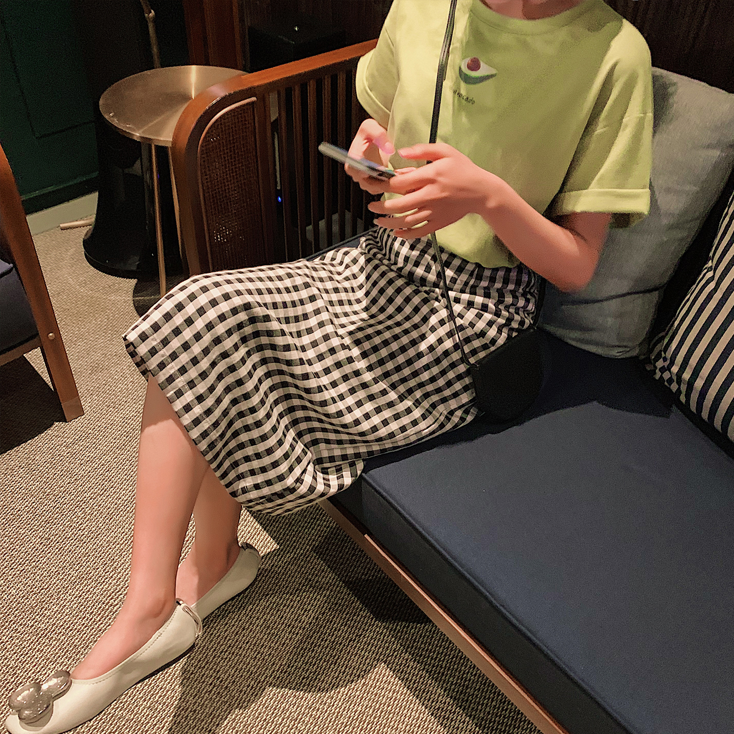 HVIVI 2019春夏新款黑白格子半身裙女韩版中长款高腰一步裙包臀裙在类目 女装/女士精品, 半身裙中 - 来自Buy2taobao.com提供专业的淘宝代购服务