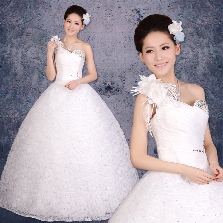 婚纱礼服2013最新款 韩版单肩斜肩甜美手工花婚纱 新娘结婚婚纱 婚纱礼服2013最新款 韩版单肩斜肩甜美手工花婚纱 新娘结婚婚纱