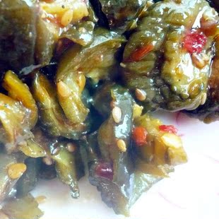  下饭菜。鄂汉隆香坊酱菜。酱辣黄瓜750克。辣。脆。15元/瓶