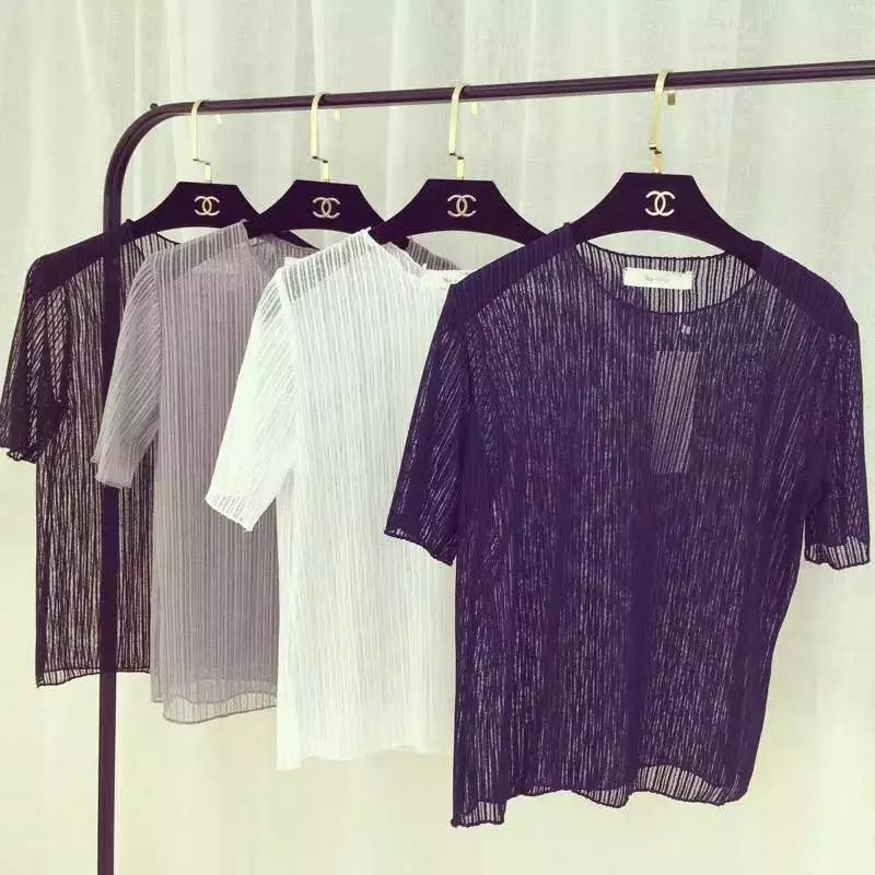 Lace Short sleeved jacket 2019 new pattern Large Thin section Internal lap sexy Hollow Wood ear Jacobs Base coatin the Women's clothing/Boutique , T-shirt category - from Buy2taobao.com to provide professional Taobao agent buy service