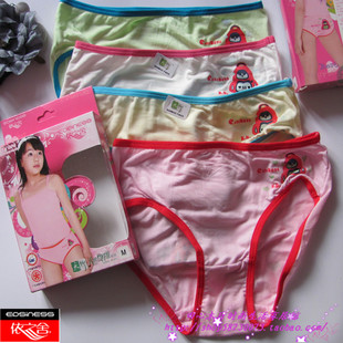 6条包邮 正品<em>依之舍</em>少女印花三角<em>内裤</em> 抗菌舒