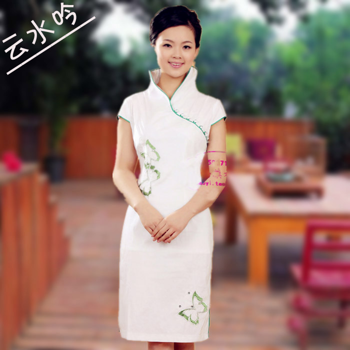 云水吟 韵 白绿音蝶香低领旗袍有中小码连衣裙 云水吟 韵 白绿音蝶香低领旗袍有中小码连衣裙