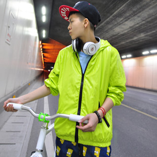 Explosive summer Edison fluorescent green hooded zipper Sun dress for men and women is thin coats slim couple assault trench coat men