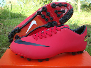  欧洲杯耐克刺客8代卡卡/梅西足球鞋AG胶钉天然草TF碎钉训练足球鞋