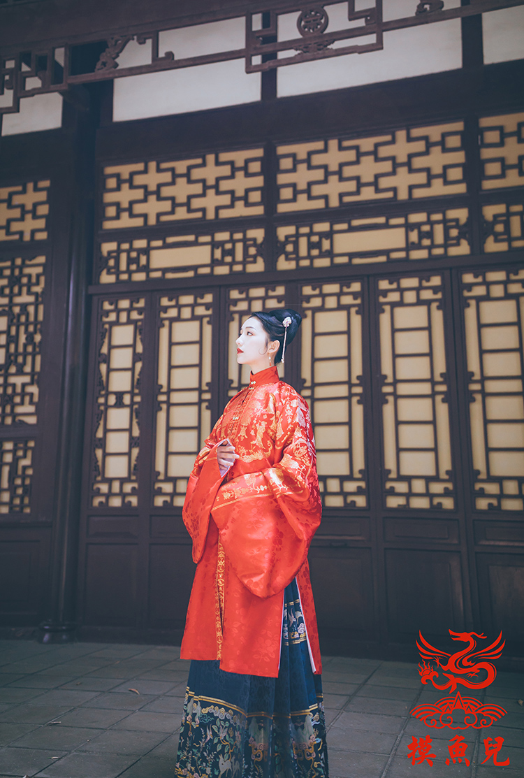 摸鱼儿明制 · 虞美人织金长袄 · 鹿鸣妆花马面汉服 · 【全款】|ruв категории Женская одежда, костюм/национальная одежда/театр костюм, национальная одежда/этап погрузки - от Buy2taobao.com для оказания профессиональной услуги покупки агента Taobao