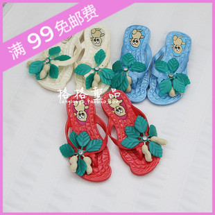  夏季新款儿童凉鞋花生绿叶女童人字夹趾拖鞋 休闲坡跟花生形状底