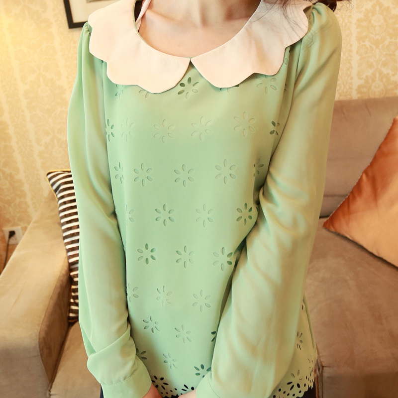 春夏女装新款镂空娃娃领...