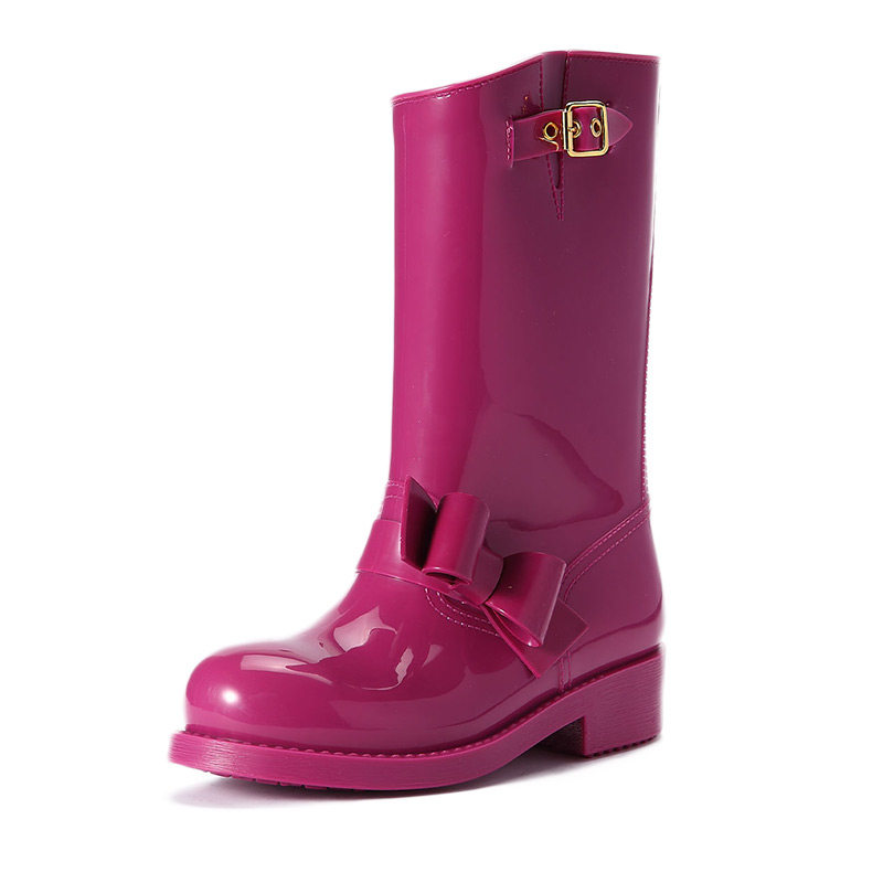RED <em>VALENTINO 女士</em>雨靴 - 想去