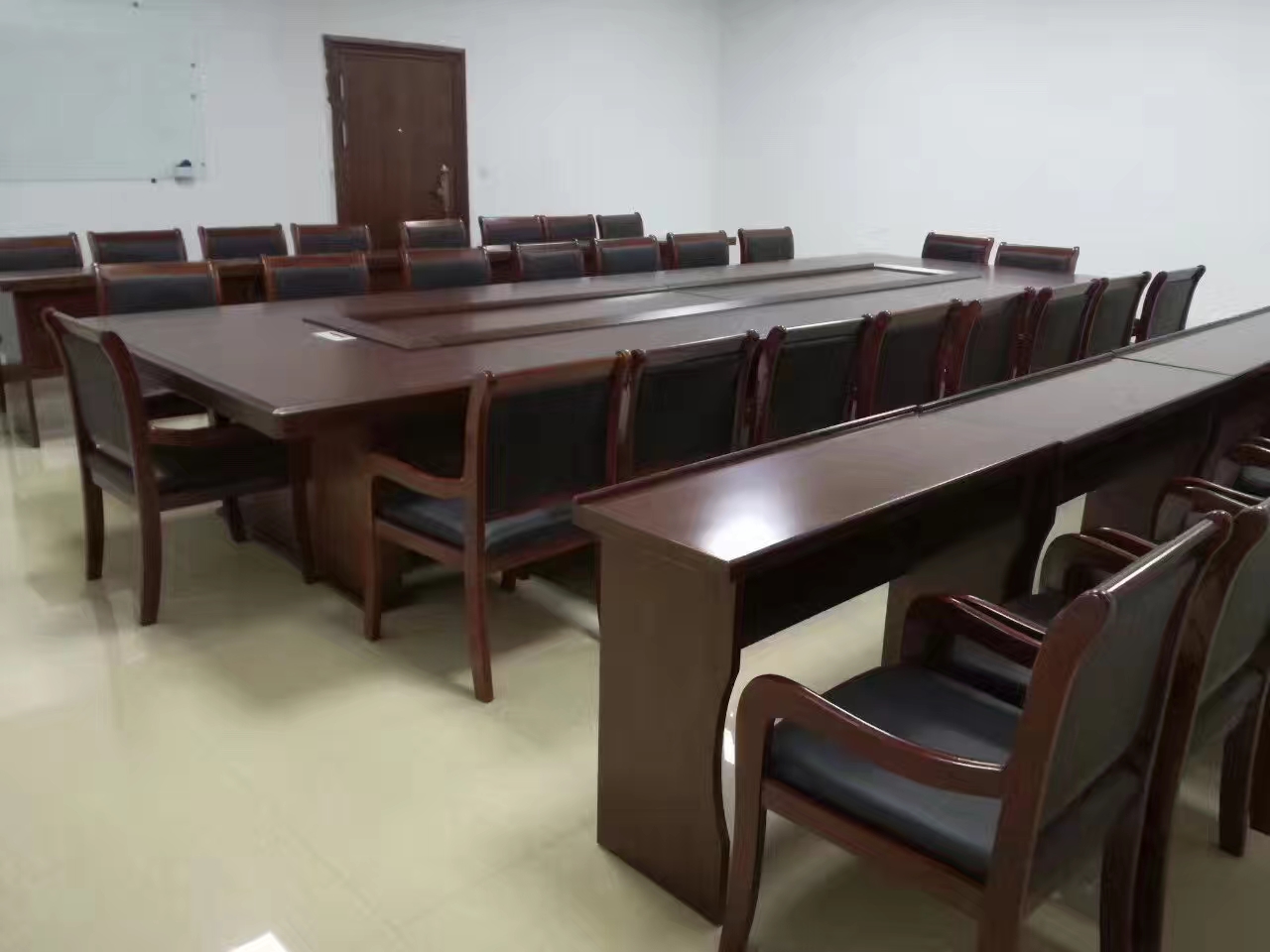 Conference table large Paint Negotiate Rectangular Bar table paint Simplicity Long table Conference table Red walnut solid wood Ovalin the Business/Office Furniture , Office Furniture , Desk , Conference table category - from Buy2taobao.com to provide professional Taobao agent buy service