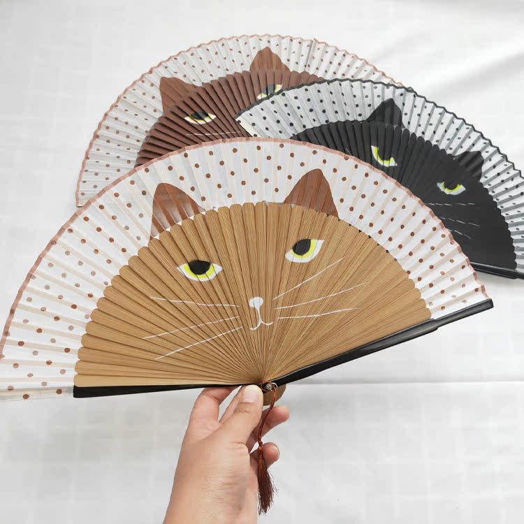 猫咪折扇古典工艺扇子日式可爱扇子生日礼物舞台道具扇子舞蹈扇子在类目 居家日用, 扇/迷你风扇/配件/冰垫/冰贴, 扇子中 - 来自Buy2taobao.com提供专业的淘宝代购服务