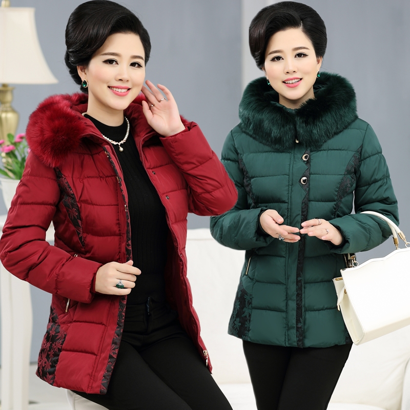 中老年羽绒棉服女中长款加厚保暖时尚连帽棉衣加大码妈妈冬装外套在类目 女装/女士精品, 中老年女装中 - 来自Buy2taobao.com提供专业的淘宝代购服务