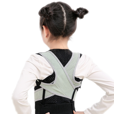 直背揹佳儿童学生小孩驼背矫正带成人透气隐形纠正衣器防驼背神器