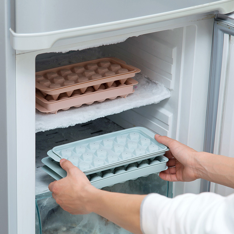 self-control Ice hockey Frozen ice mould Refrigerator Ice box spherical Ice making grid originality household Ice Cube Box Ice Boxin the Kitchen/Cooking utensils , Kitchen Gadgets/Kitchen storage , Kitchen Gadget Set category - from Buy2taobao.com to provide professional Taobao agent buy service