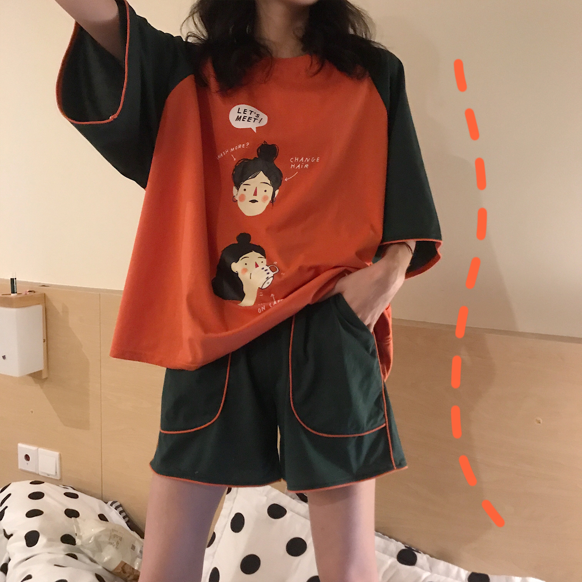 网红睡衣女ins风可爱卡通短袖短裤套装家居服可出门休闲两件套夏在类目 女士内衣/男士内衣/家居服, 睡衣/家居服套装中 - 来自Buy2taobao.com提供专业的淘宝代购服务