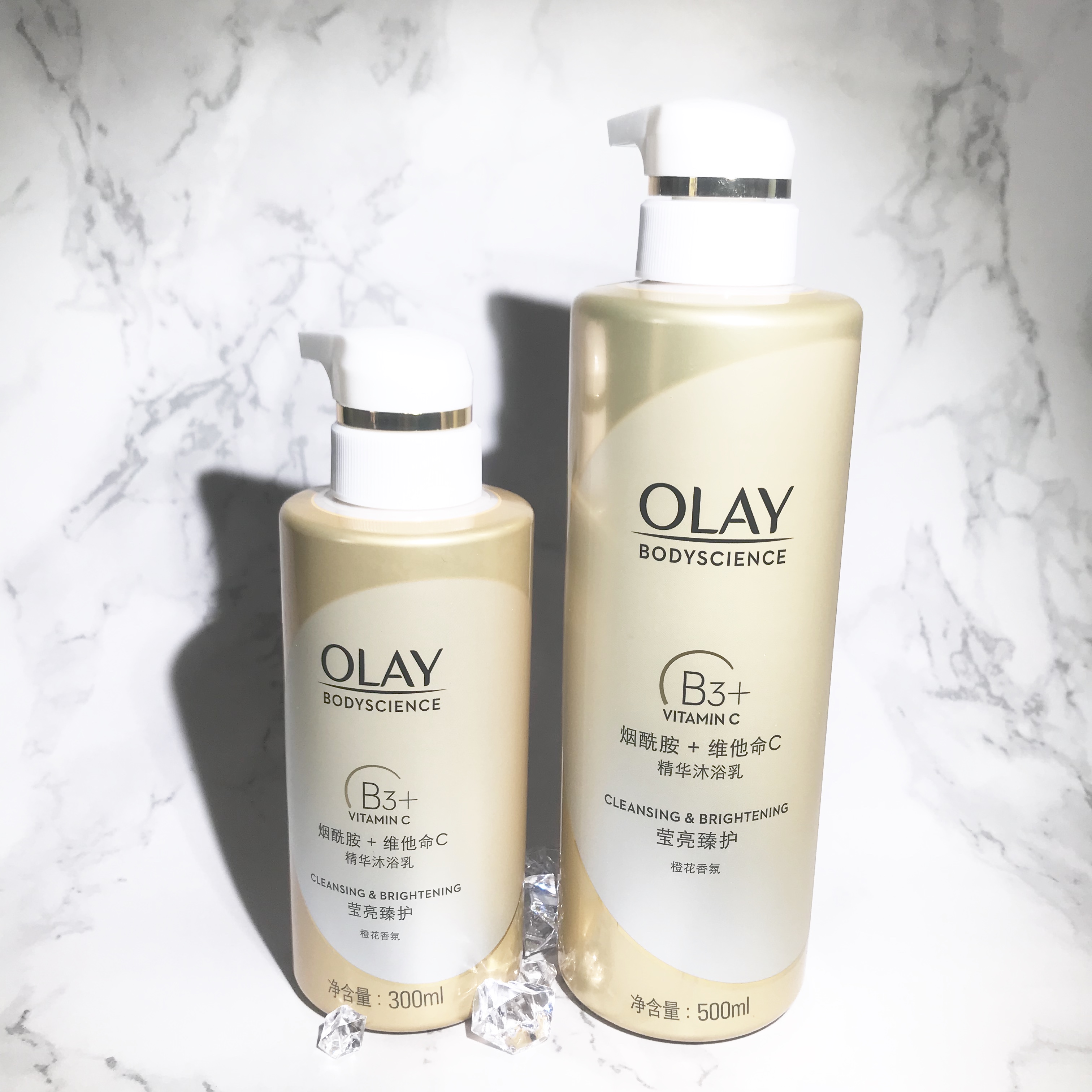 OLAY玉兰油沐浴露乳莹亮臻护300/500ml橙花香氛烟酰胺+维他命C在类目 洗护清洁剂/卫生巾/纸/香薰, 洗发沐浴/个人清洁, 身体清洁, 沐浴露中 - 来自Buy2taobao.com提供专业的淘宝代购服务
