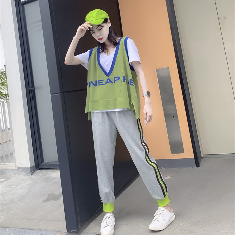 2019新款短款v领针织马甲女上衣夏薄款外穿 宽松韩版显瘦时尚外套|ruв категории Женская одежда, жилет - от Buy2taobao.com для оказания профессиональной услуги покупки агента Taobao
