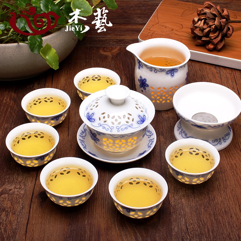 青花瓷玲珑茶具套裝 陶瓷整套功夫茶具蜂窩镂空茶壺茶杯蓋碗在類目 餐飲具, 茶具, 功夫茶具中 - 來自Buy2taobao.com提供專業的淘寶代購服務