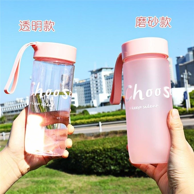 磨砂水杯男女學生韓版大容量防摔塑料杯子網紅ins情侶隨手杯提繩在類目 餐飲具, 杯子/水杯/水壺, 杯子套裝/情侶對杯中 - 來自Buy2taobao.com提供專業的淘寶代購服務