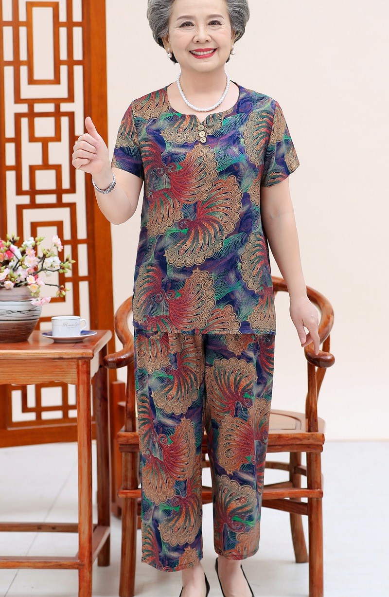 Middle-aged and elderly people Summer wear Short-sleeved mom Cotton Two Ma'am 60 year 70 the elderly clothes grandma suitin the Men's clothing, Sweater category - from Buy2taobao.com to provide professional Taobao agent buy service
