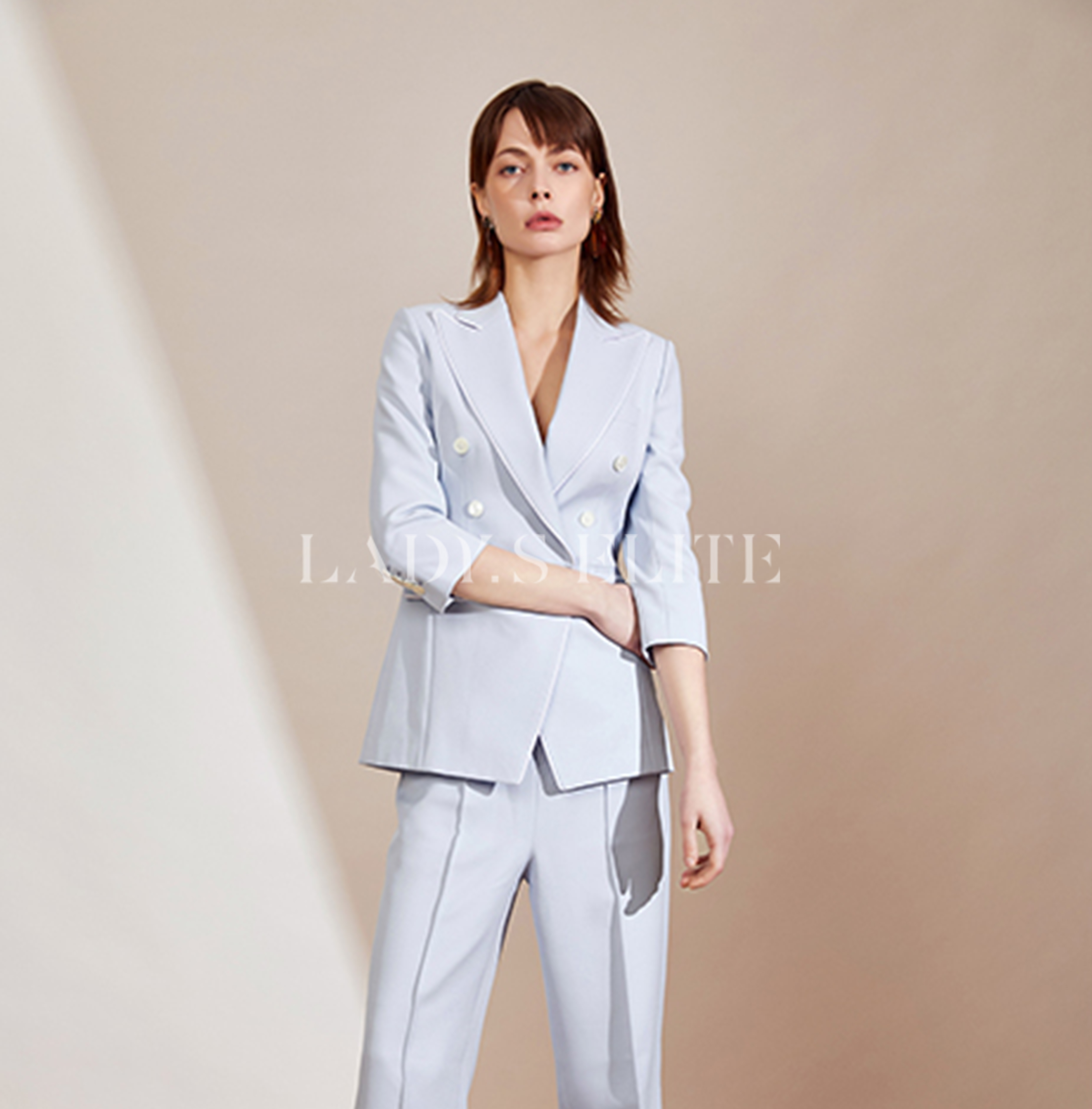 LadyS Elite 粉蓝镶边七分袖两件套在类目 女装/女士精品, 西装中 - 来自Buy2taobao.com提供专业的淘宝代购服务