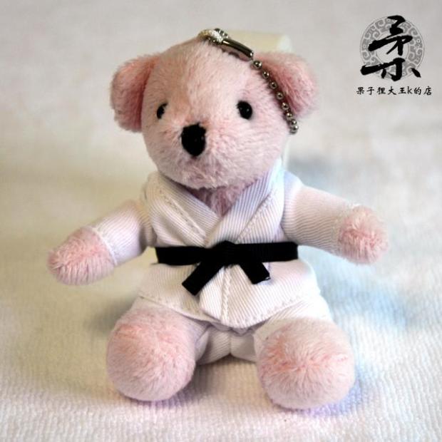 迪熊公仔/两色柔道周新品㊣超萌柔道黑带泰萌物卡通毛绒熊玩具在类目 运动/瑜伽/健身/球迷用品, 跆拳道/武术/搏击, 柔道, 更多柔道配件中 - 来自Buy2taobao.com提供专业的淘宝代购服务