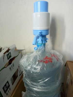 桶装泵上水水器桶装水抽水器质量保障手动三色可选防止漏气大号|msdalam kategori dapur/memasak Appliances, Alat dapur/Penyimpanan dapur, peminum tekanan tangan - dari Buy2taobao.com untuk memberikan perkhidmatan ejen Taobao profesional membeli