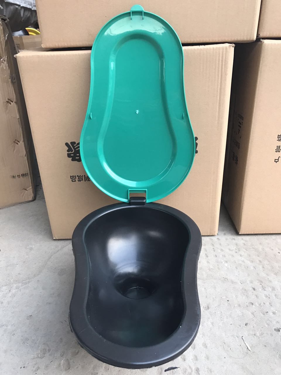 大便坑带盖一次性马桶新品装修公司临时简易卫生间家用蹬盆厕所蹲在类目 家装主材, 卫浴用品, 蹲便器中 - 来自Buy2taobao.com提供专业的淘宝代购服务